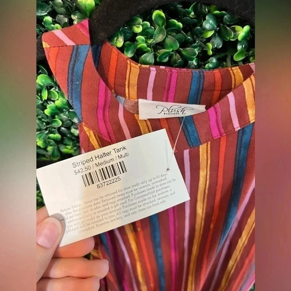 Savanna Jane Tie Neck Halter Tank - Size Medium NWT - Picture 4 of 9